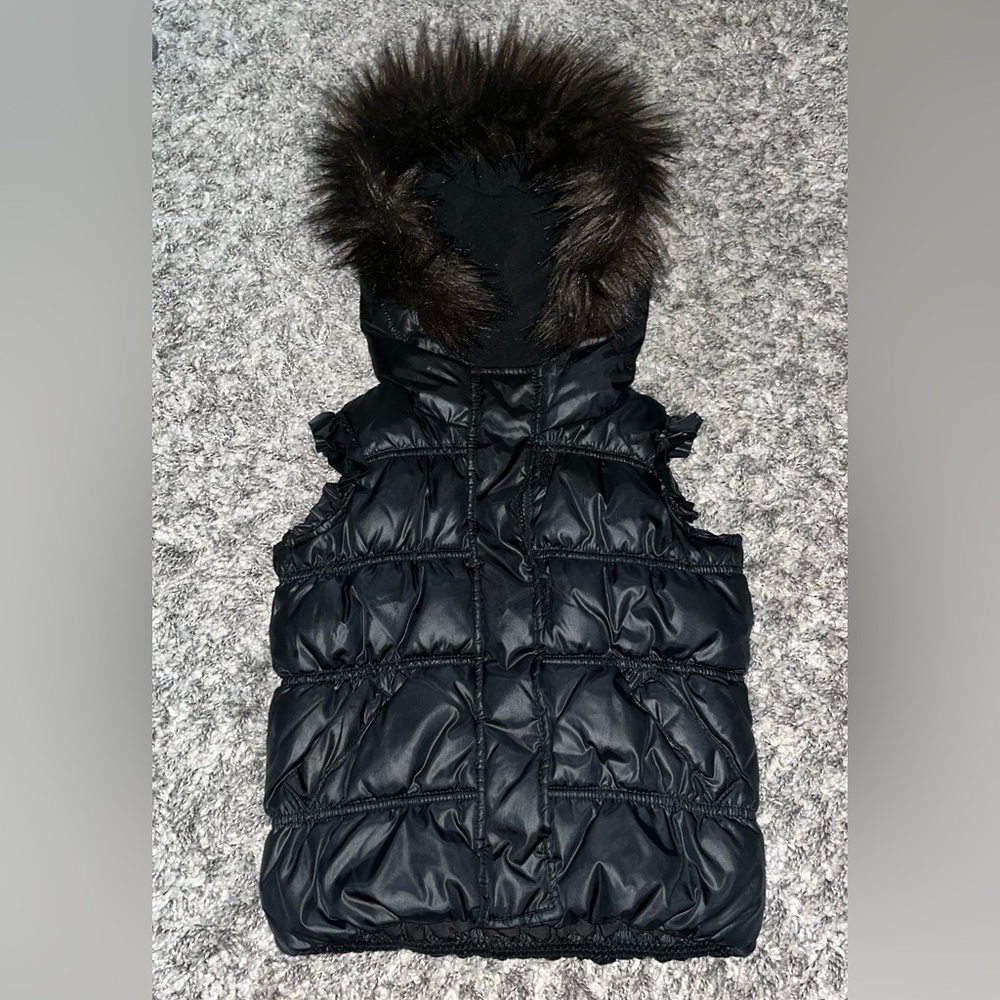 Girls GAP Hooded Puffer Vest size 5